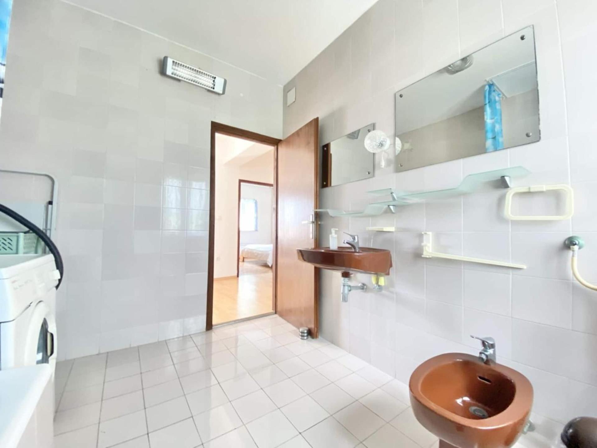 Family Apartments Viva Close To The Beach كرك المظهر الخارجي الصورة